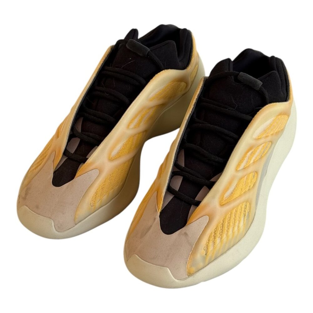 Pre-Owned Yeezy Boost 700 V3 'Safflower' Fashion Sneakers - Size 12